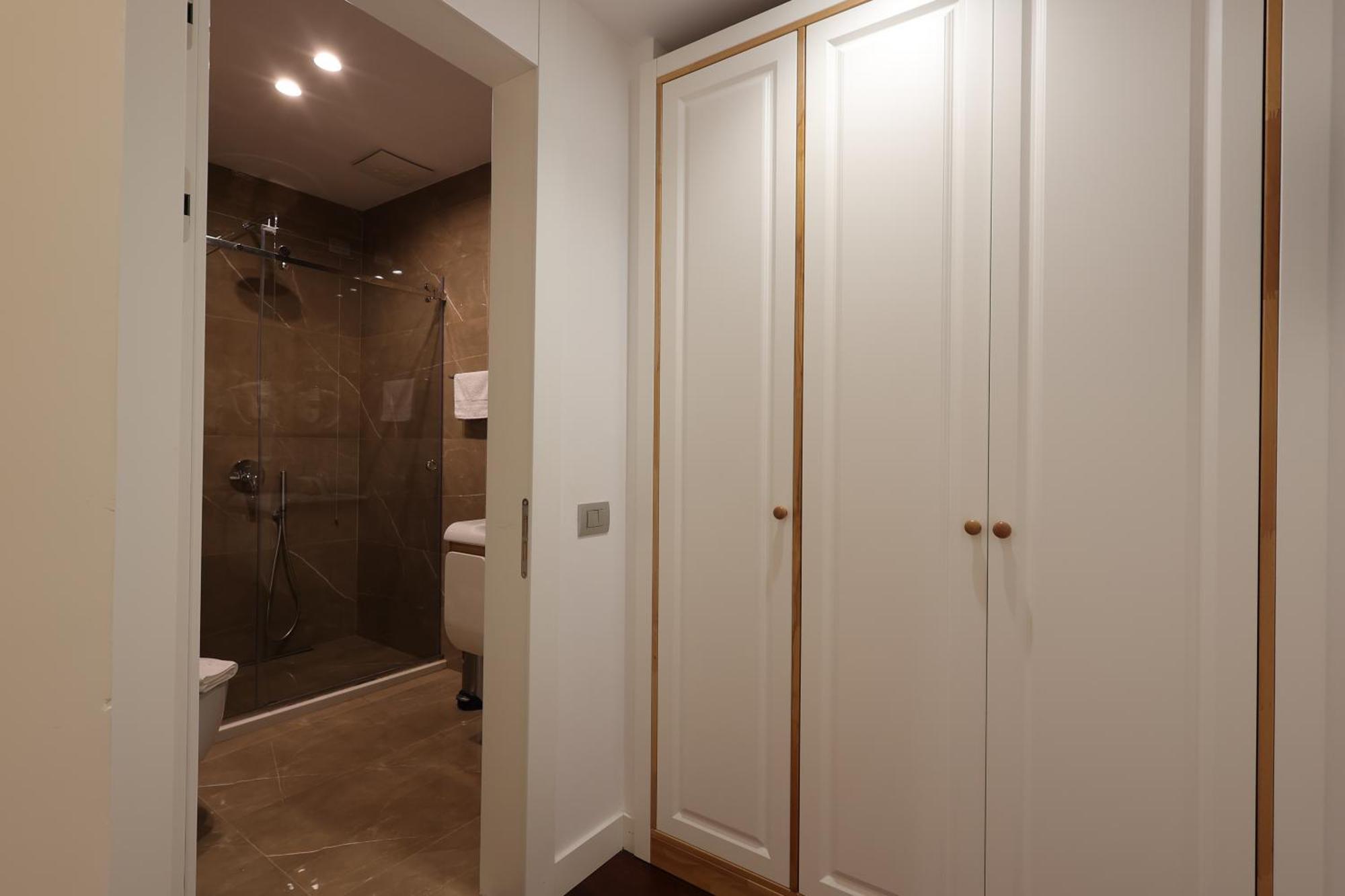 Harbour Hotel Sarandë エクステリア 写真